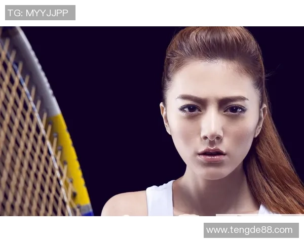 活力四射的女足球星卡通形象展现运动之美与女性力量